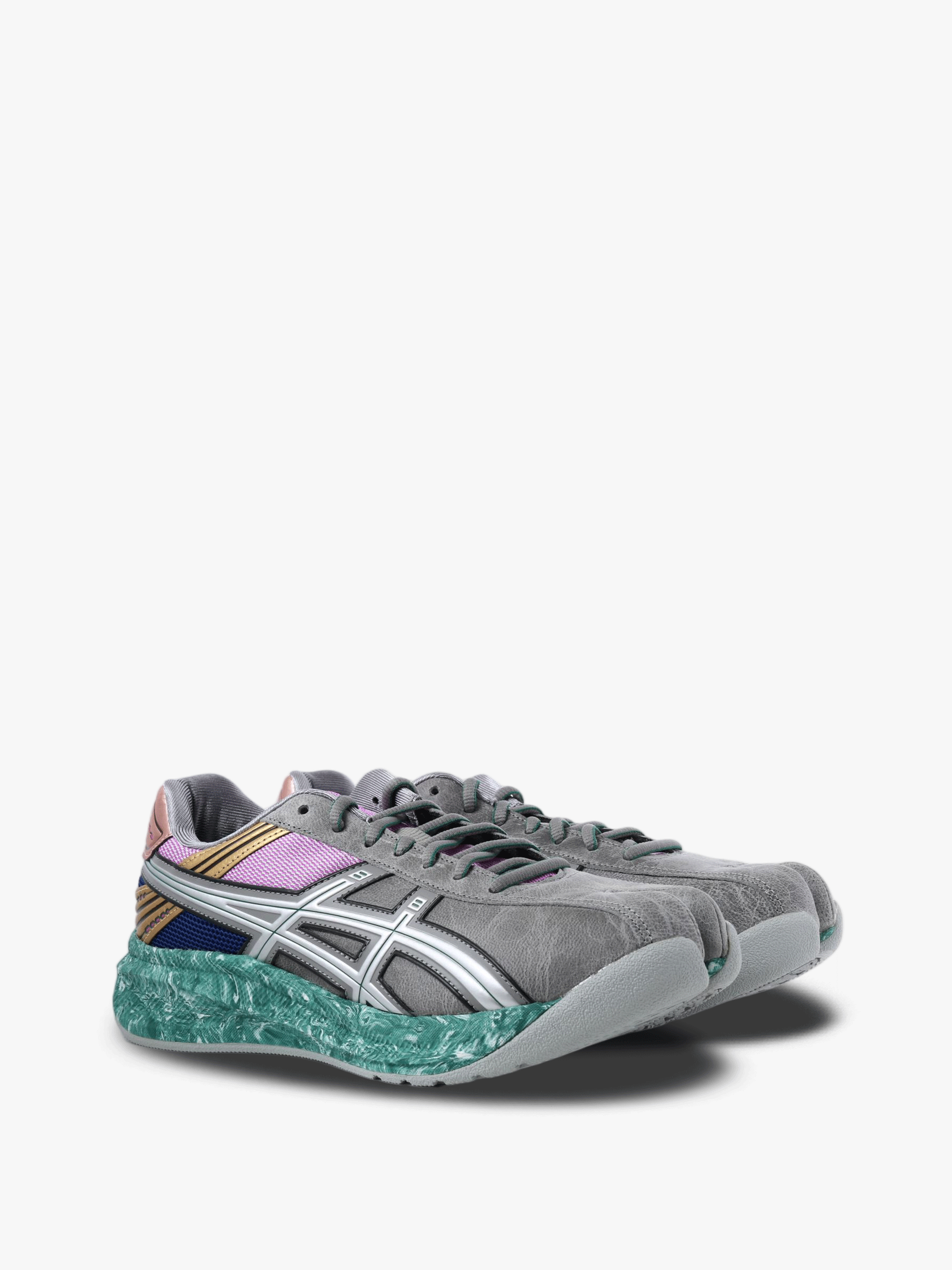 Grey shoes, front view