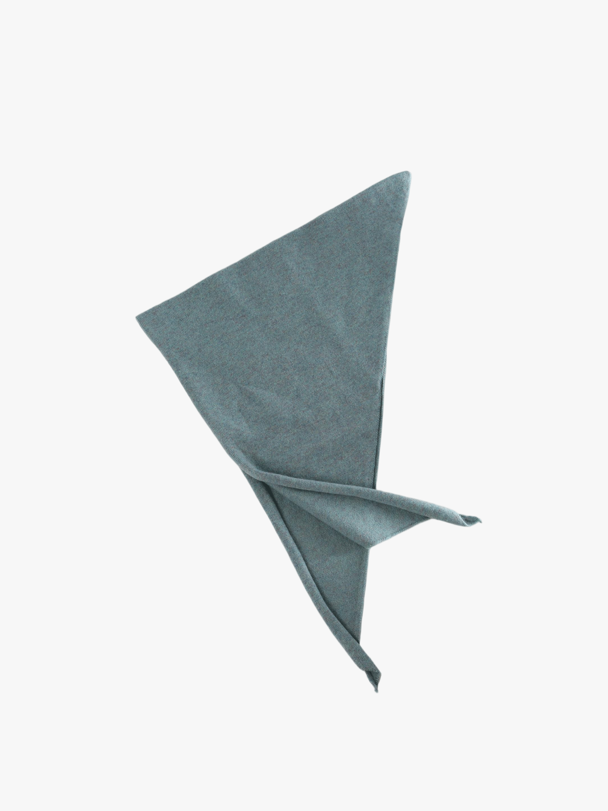 Green scarf, front view