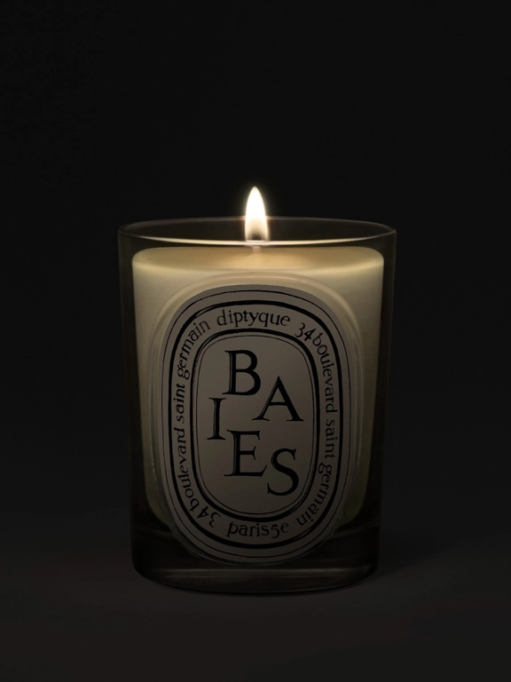 Candle, front view