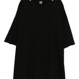 Black t-shirt, front view