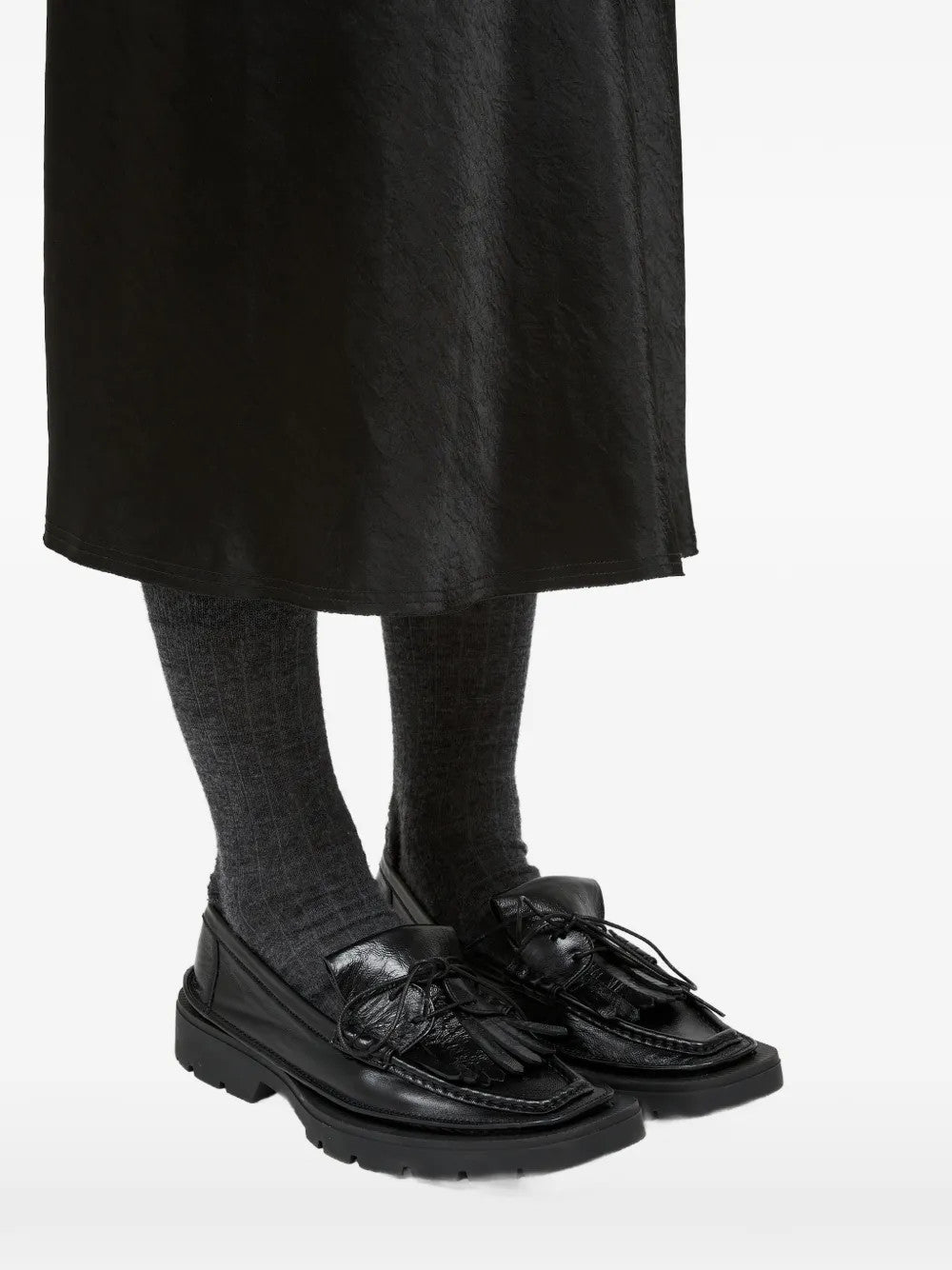 Black shoes, front view