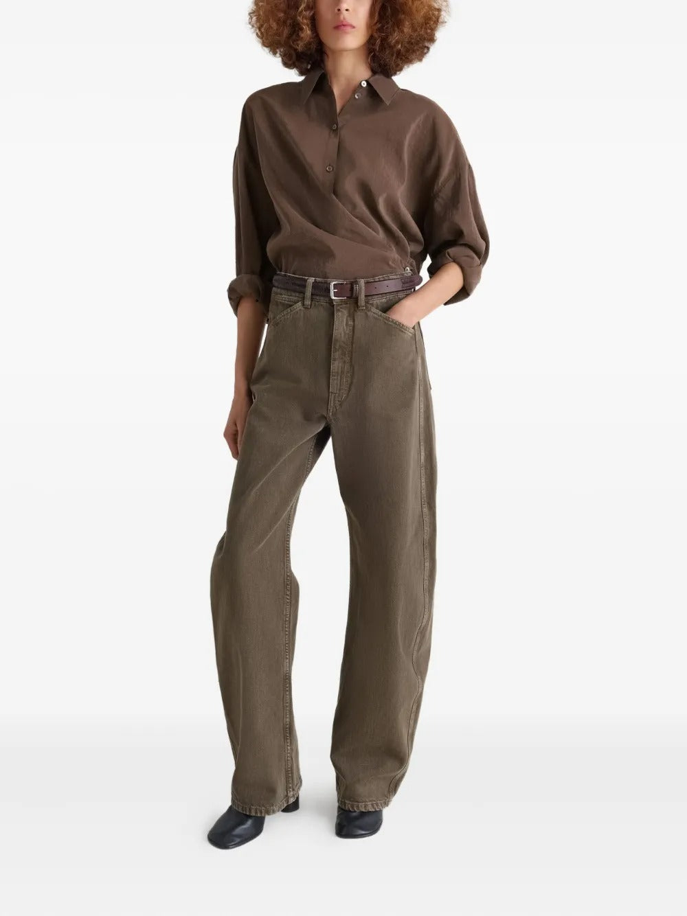 Brown shirt, full body view