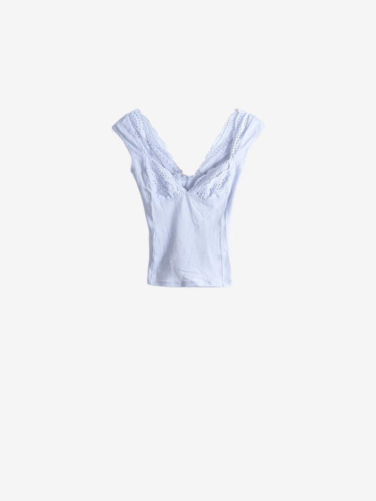 Blue t-shirt, front view