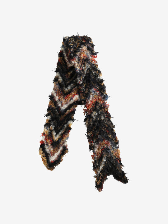 Black scarf, side view
