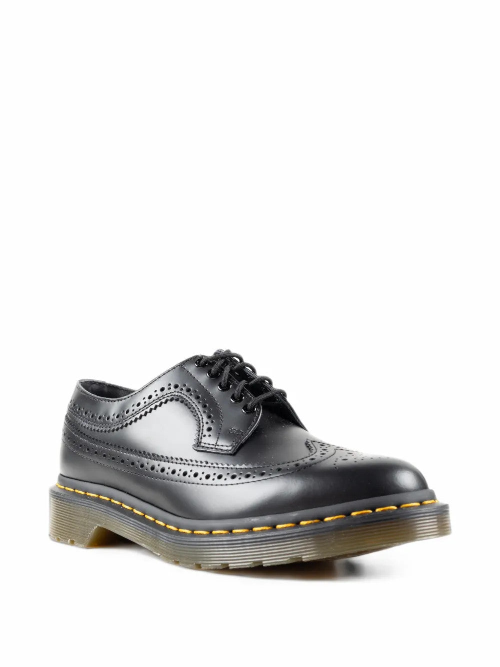 Black shoes, front view