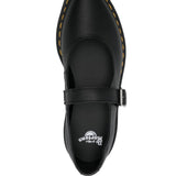 Black shoes, front view