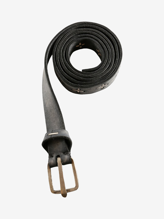 Grey belt, side view