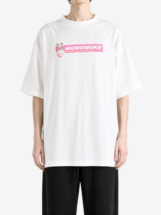 White t-shirt, full body view