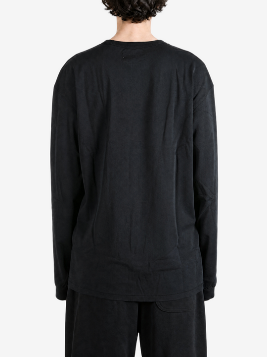 Black t-shirt, full body view