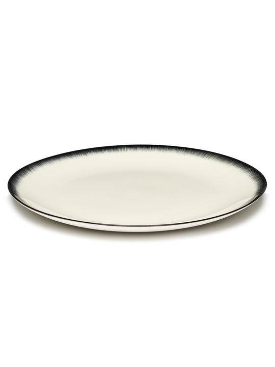 White plate, front view