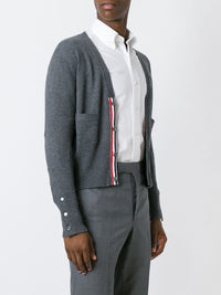 THOM BROWNE - Men Classic V Neck Cardigan With White 4 Bar Stripe In Cashmere